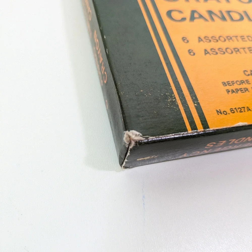 VTG Jumbo Emergency Crayon Candles 6 Pack Scented MCM Retro Novelty Hong Kong